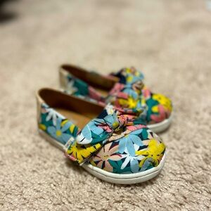 Toms tiny Alpargata Multi Giant Flower with bow size T 7